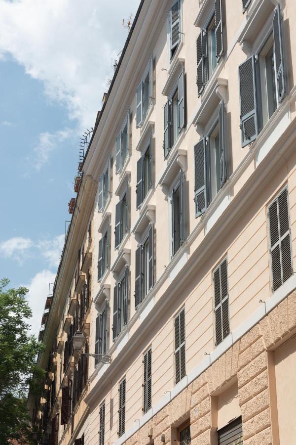 Colosseo Apartment- Heart Of Rione Monti Rome Exterior photo