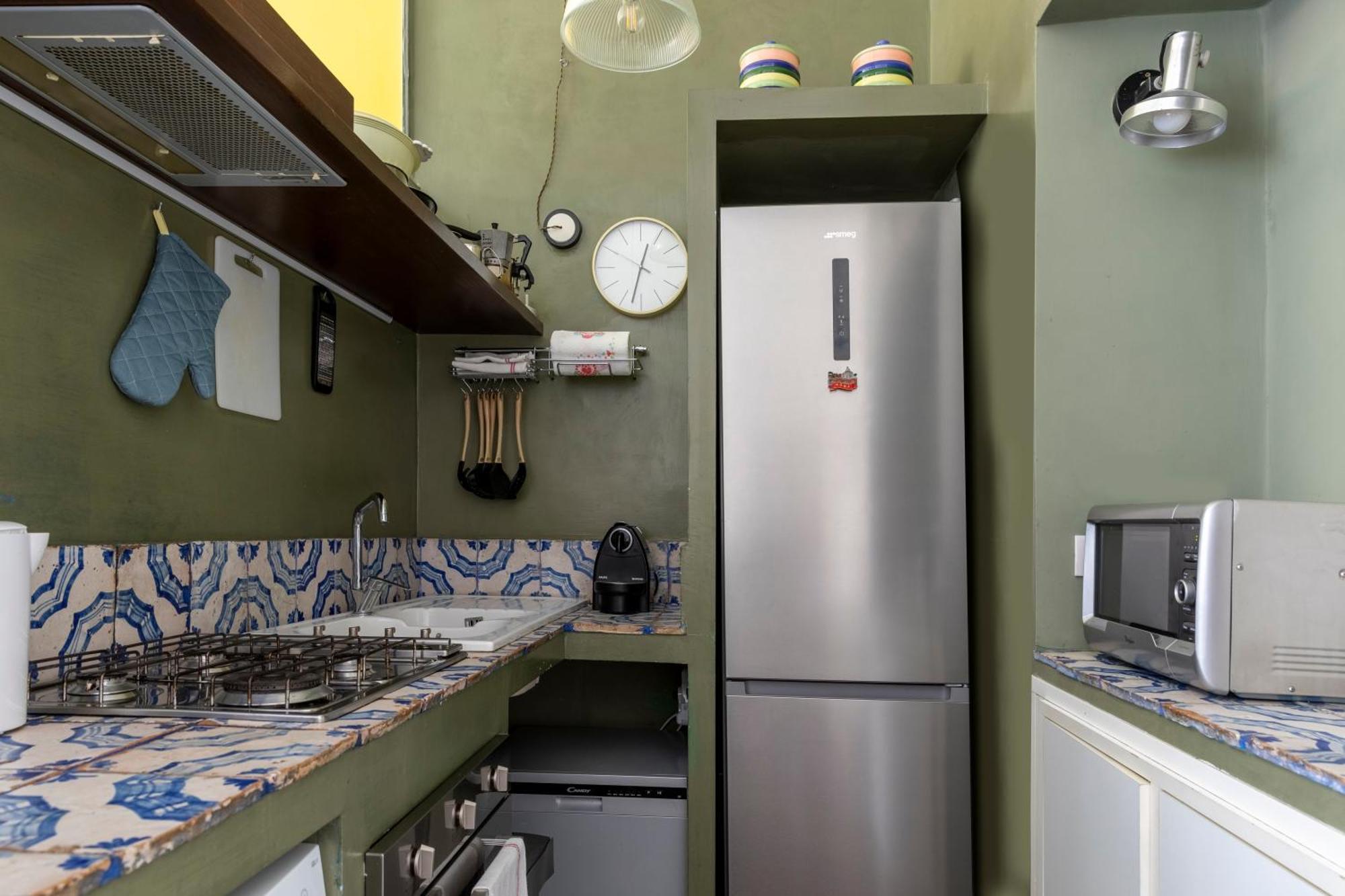Colosseo Apartment- Heart Of Rione Monti Rome Exterior photo