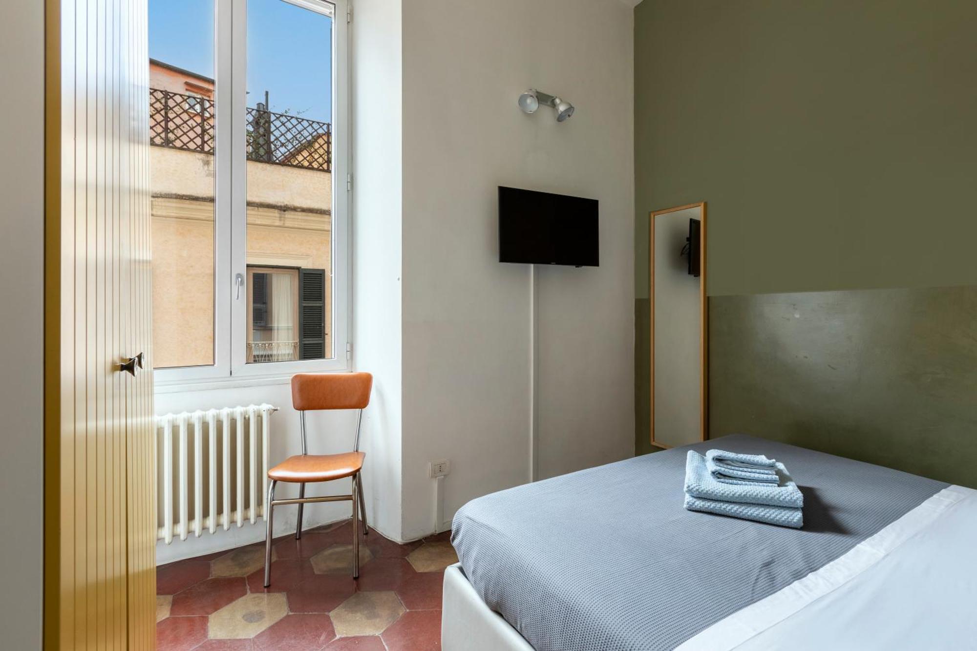 Colosseo Apartment- Heart Of Rione Monti Rome Exterior photo
